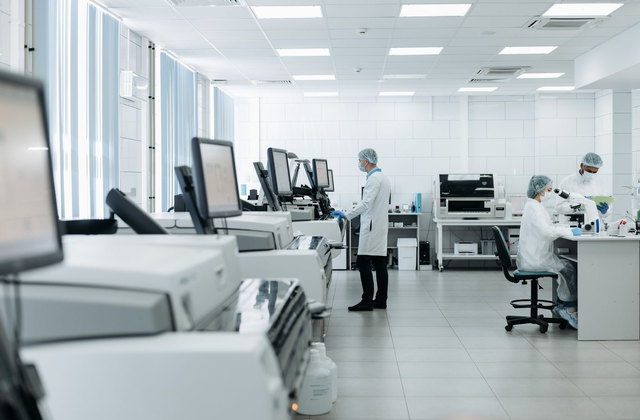 Clinical data lake and BI for a leading clinical research organisation